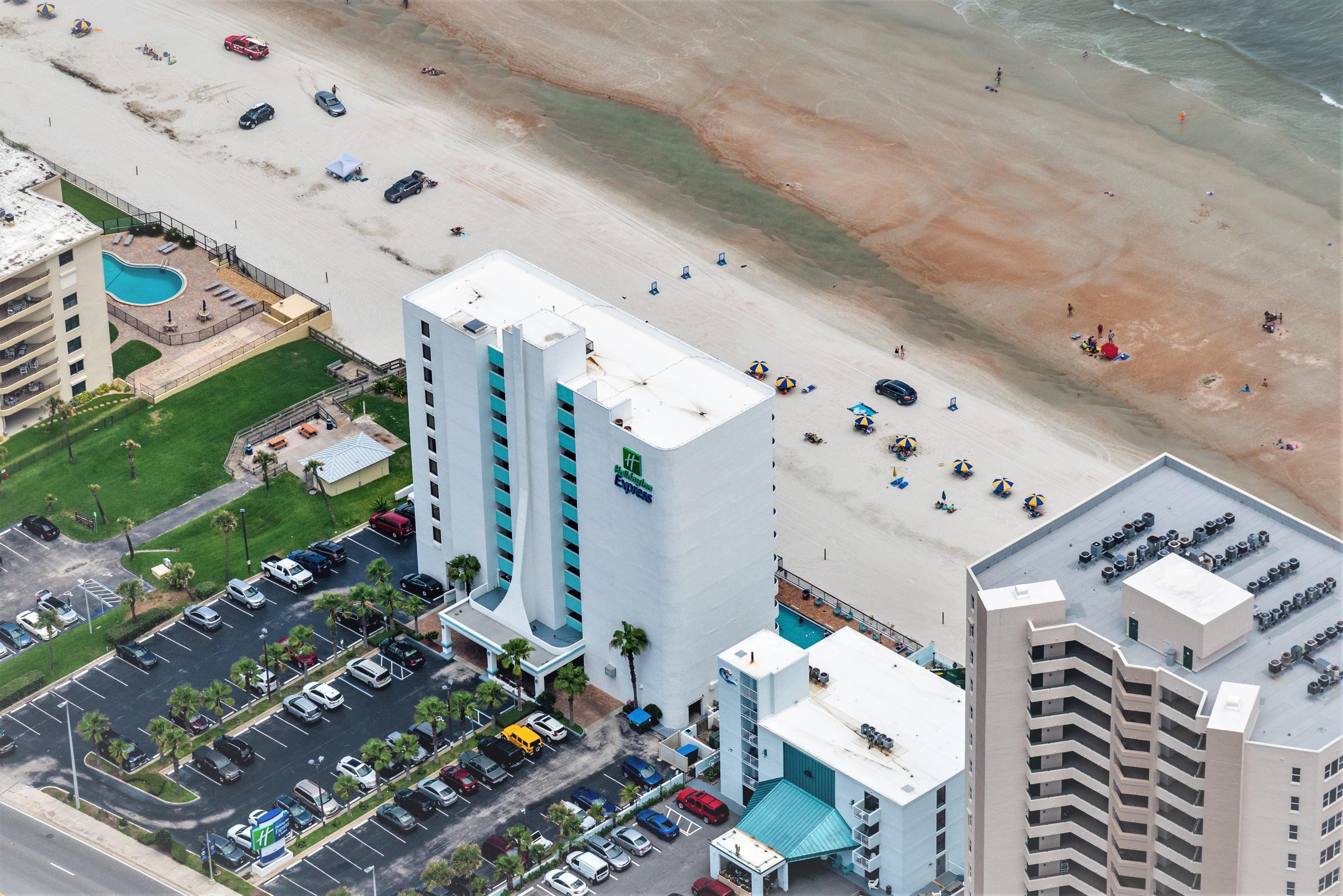 Holiday Inn Express & Suites Oceanfront Daytona Beach Shores By Ihg Екстер'єр фото