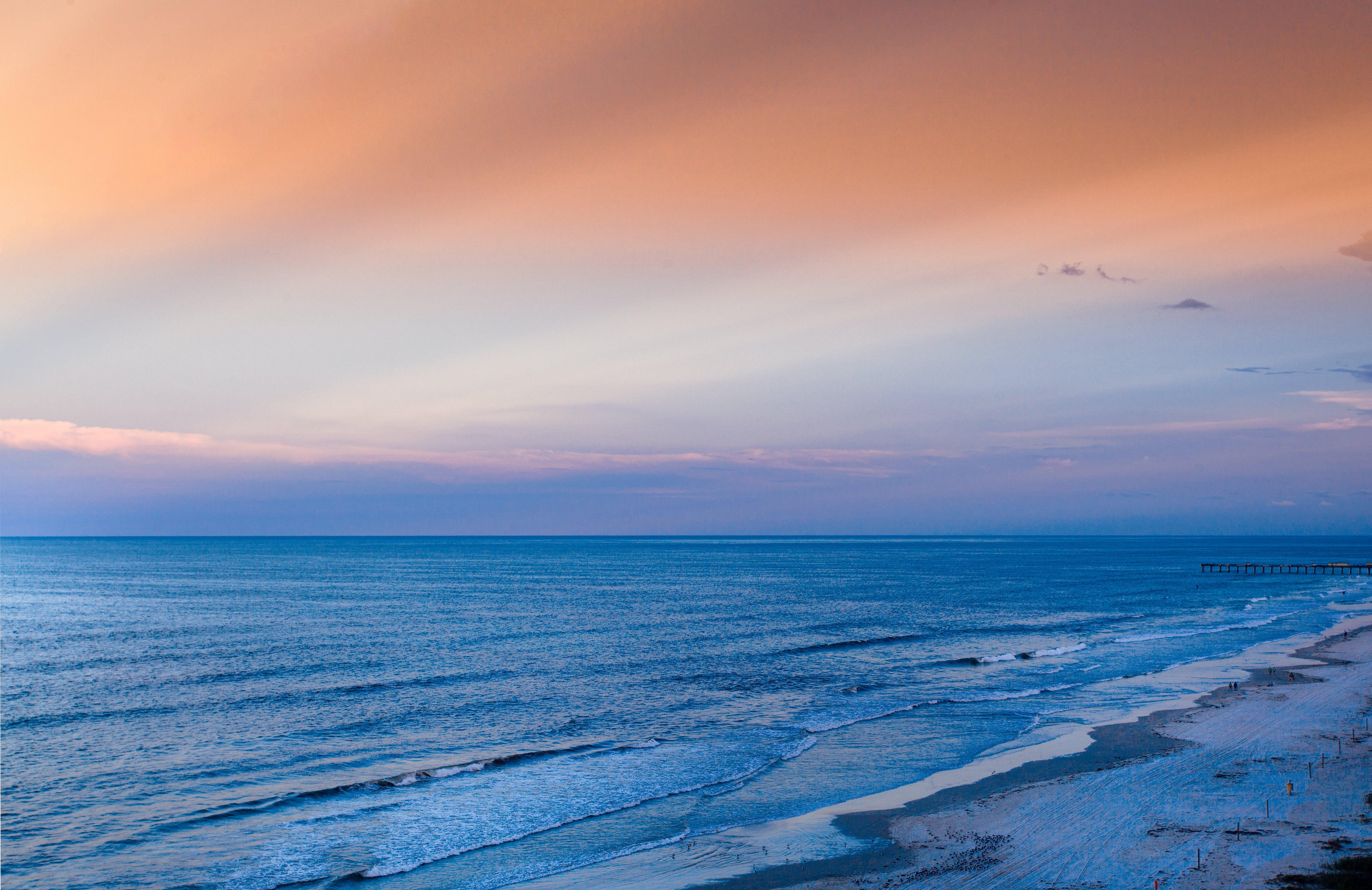 Holiday Inn Express & Suites Oceanfront Daytona Beach Shores By Ihg Екстер'єр фото